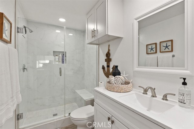 24122 Paseo Corona
