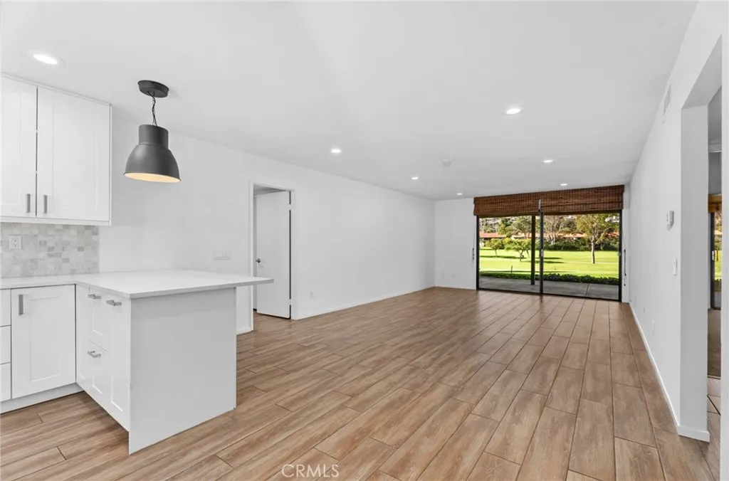 31505 E Nine Unit 21h