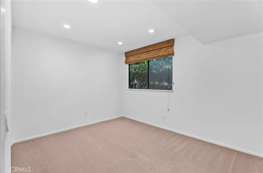 31505 E Nine Unit 21h