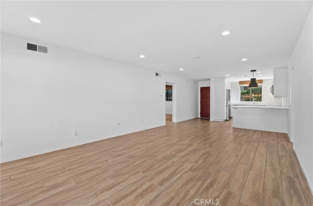 31505 E Nine Unit 21h