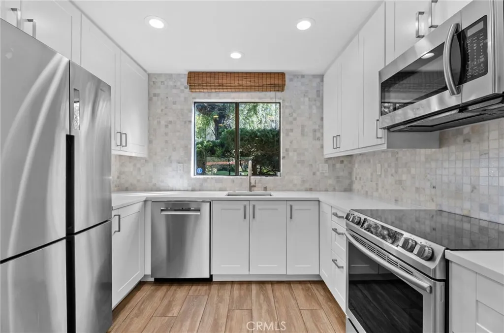 31505 E Nine Unit 21h