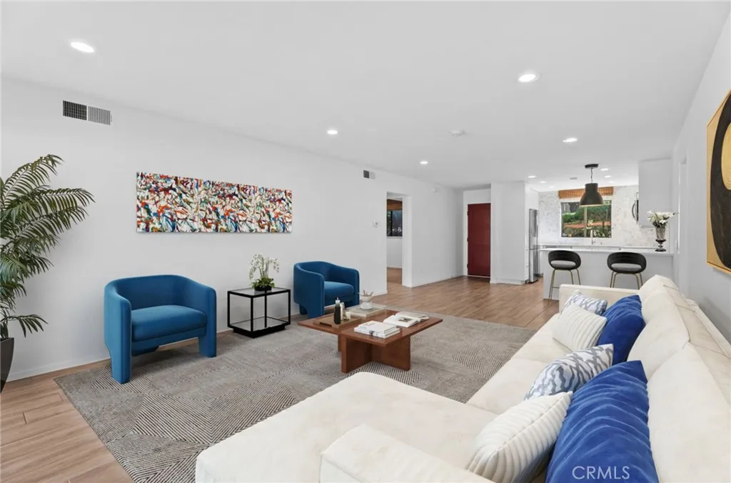 31505 E Nine Unit 21h