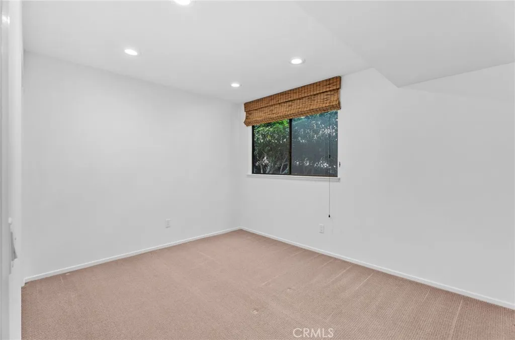 31505 E Nine Unit 21h