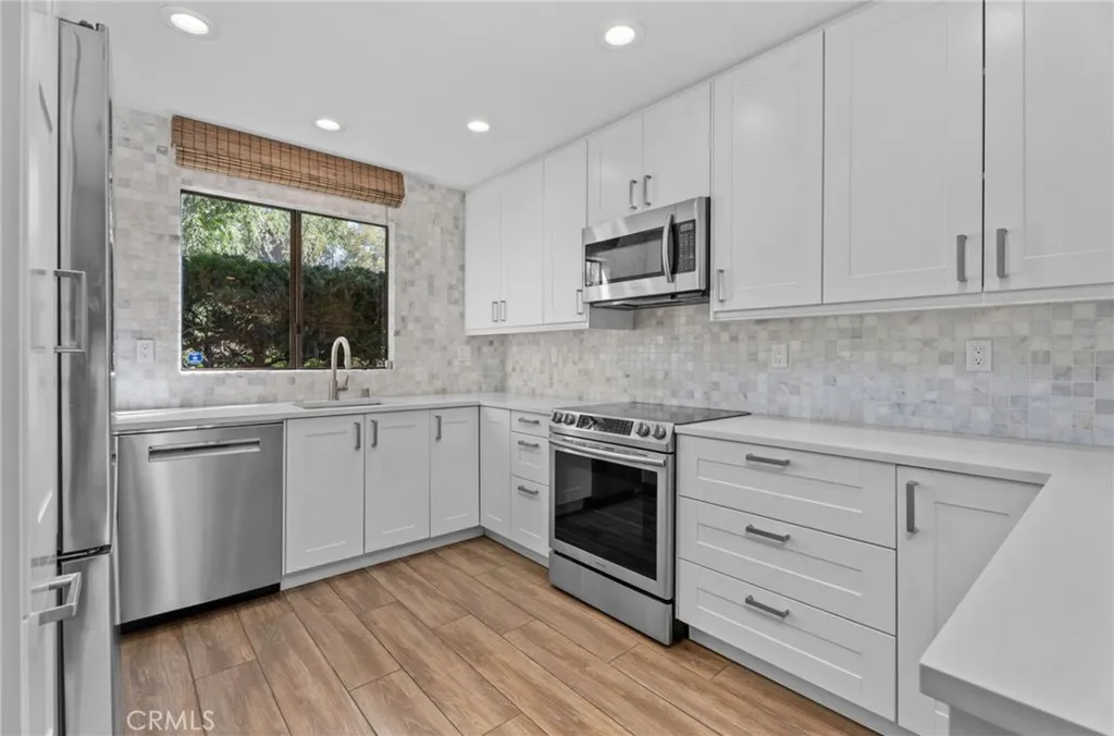 31505 E Nine Unit 21h