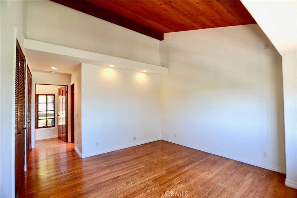 28817 Top Of The World Drive