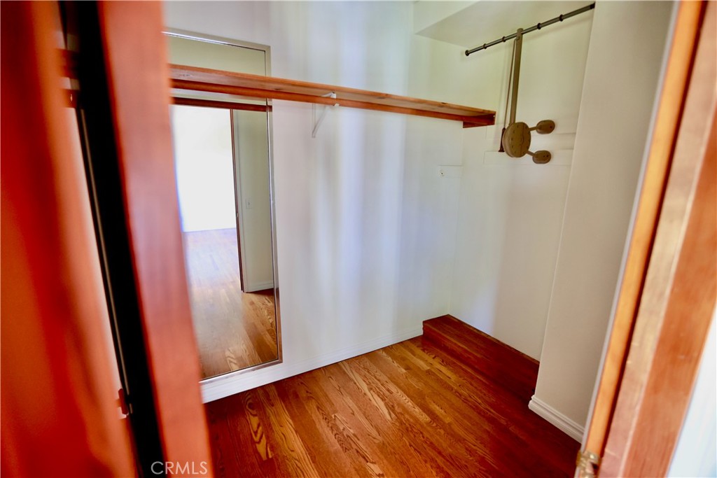 28817 Top Of The World Drive