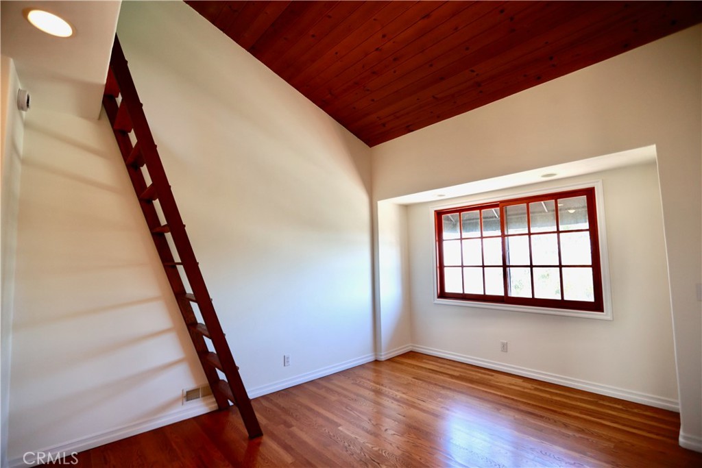 28817 Top Of The World Drive