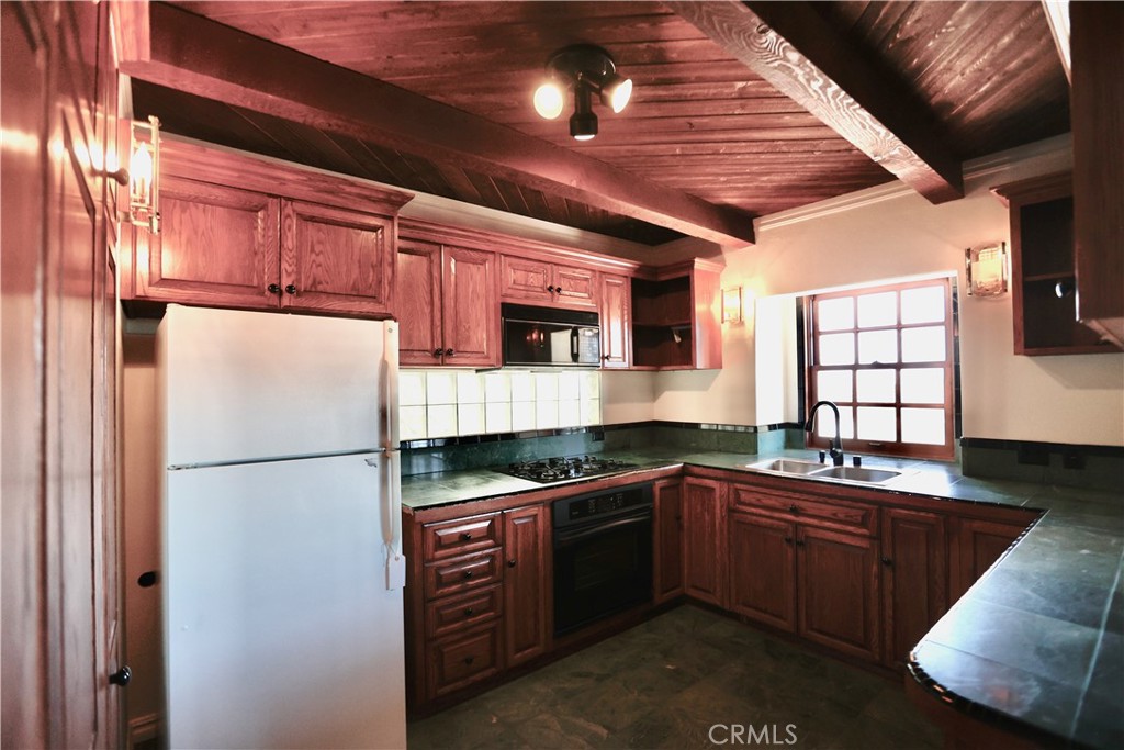 28817 Top Of The World Drive