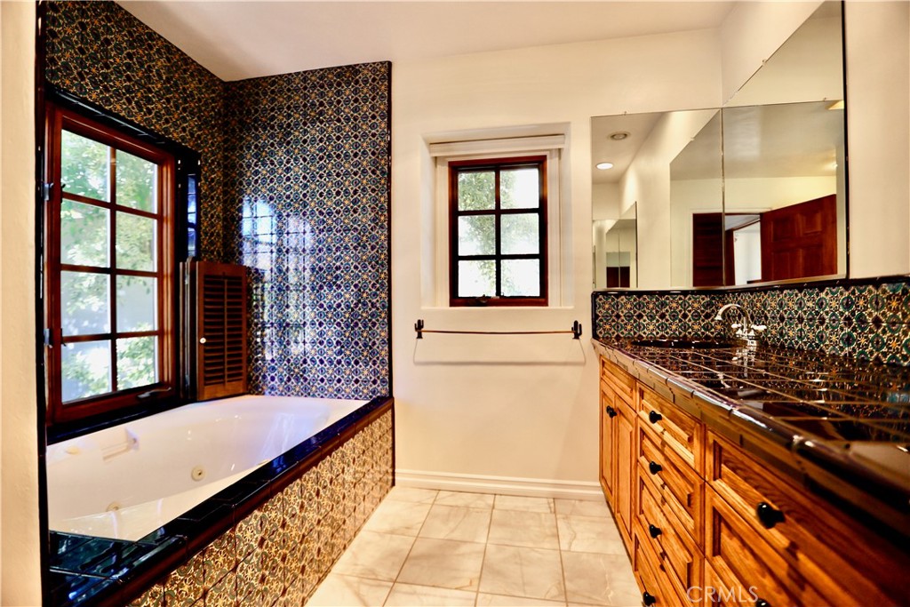 28817 Top Of The World Drive