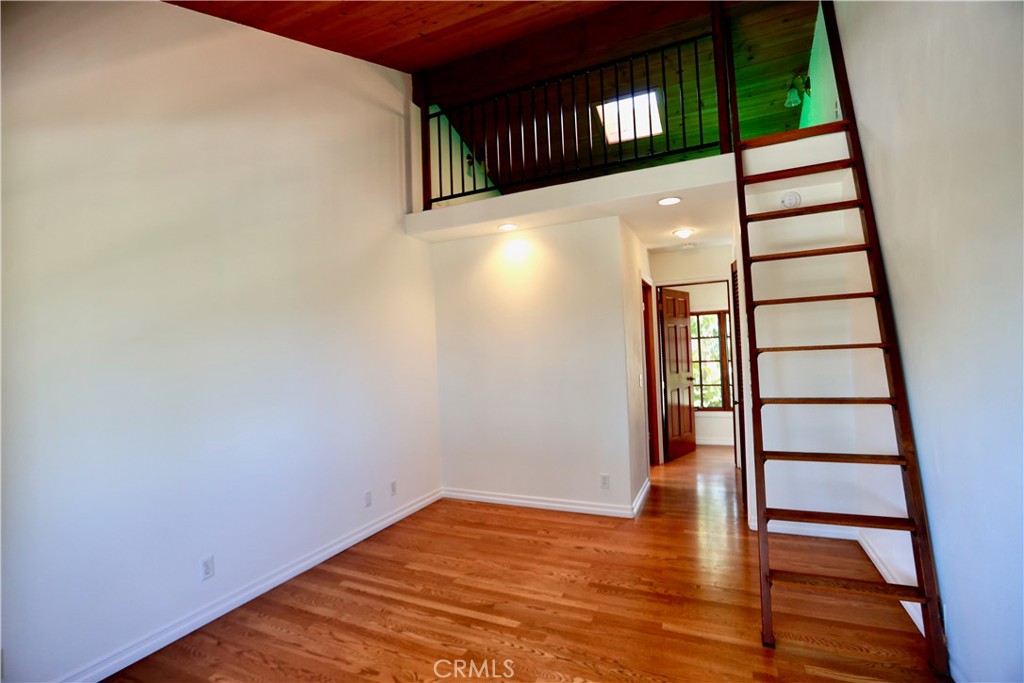 28817 Top Of The World Drive