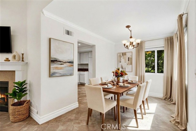 22 Rosewood