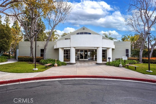 22 Rosewood