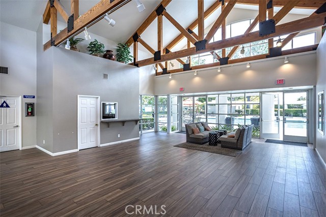 22 Rosewood