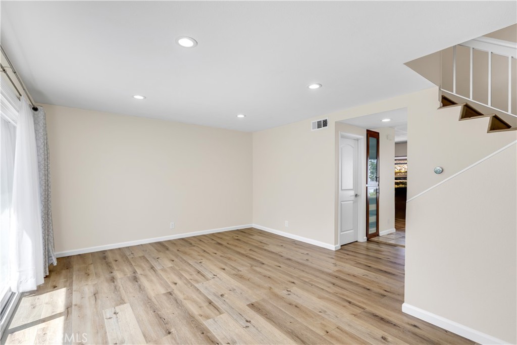 26415 Waterford Circle