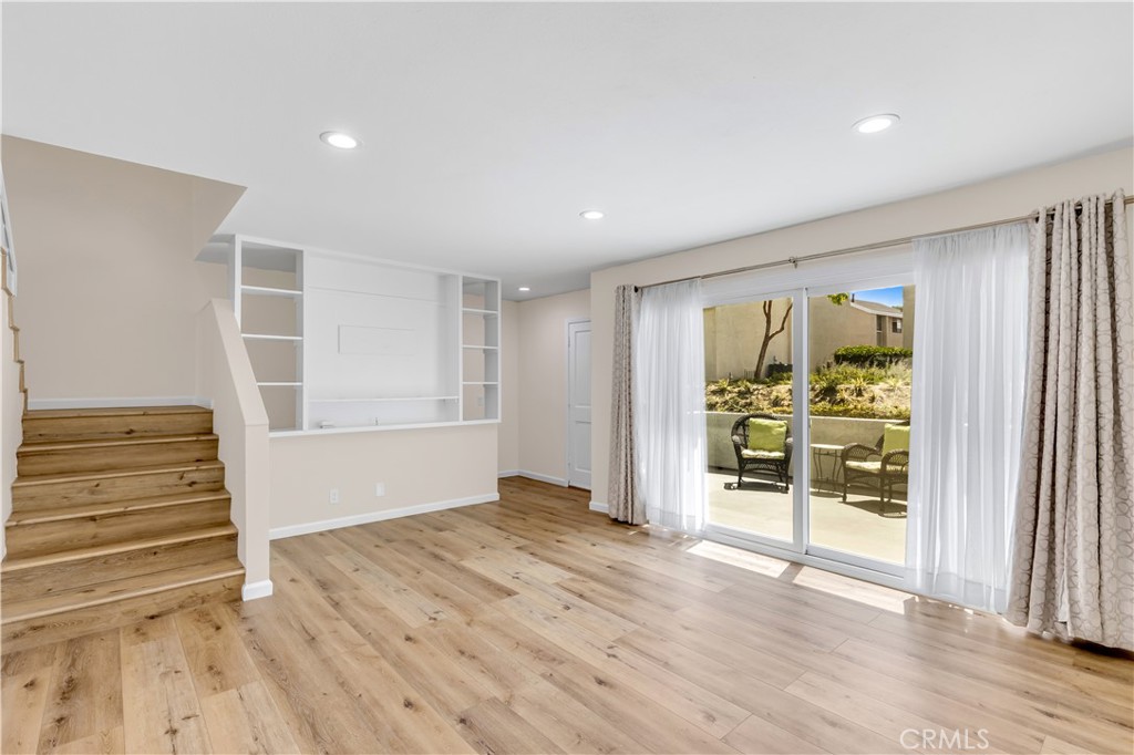 26415 Waterford Circle