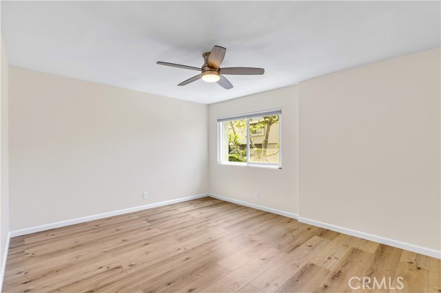 26415 Waterford CIR