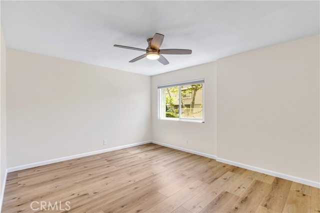26415 Waterford CIR