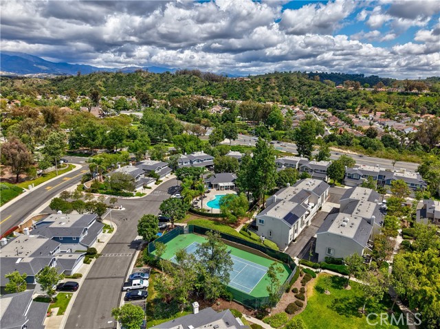 26415 Waterford CIR