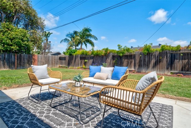16622 Simonne LN