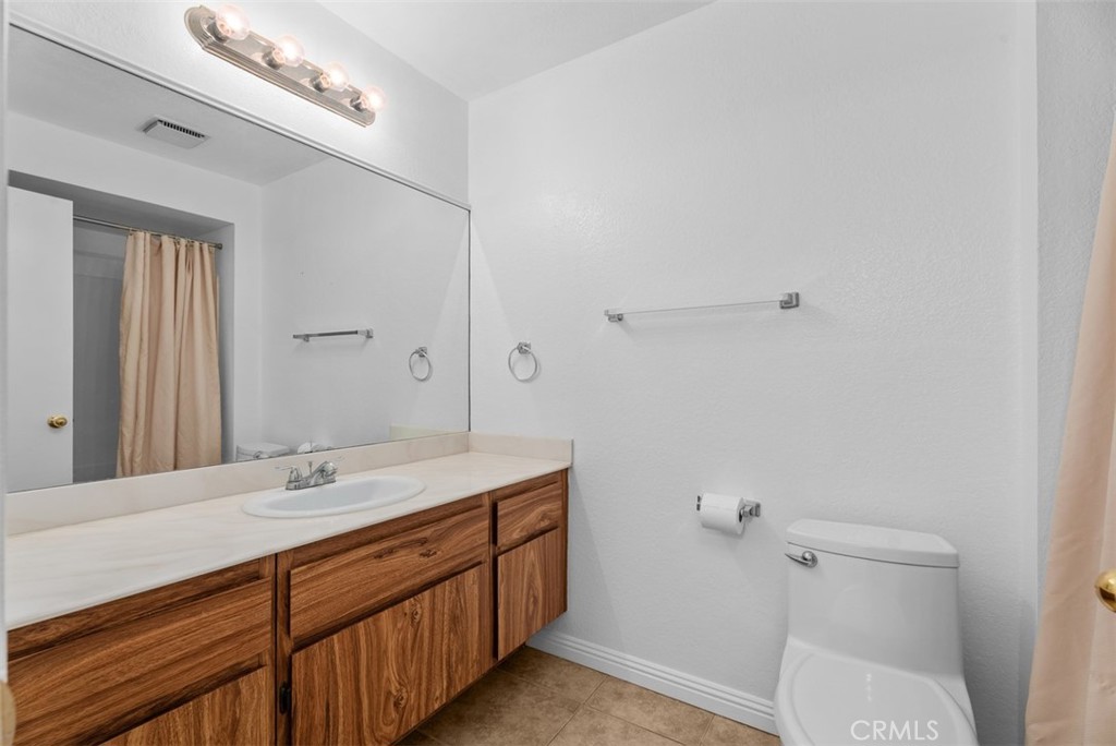 25652 Rimgate Drive 1C
