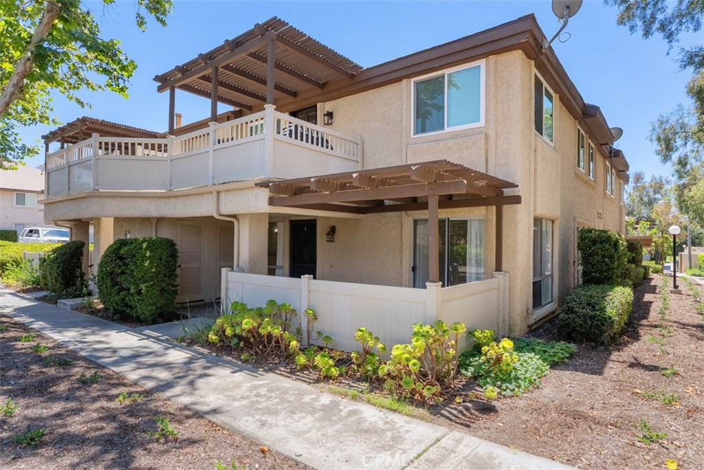 25652 Rimgate Drive 1C