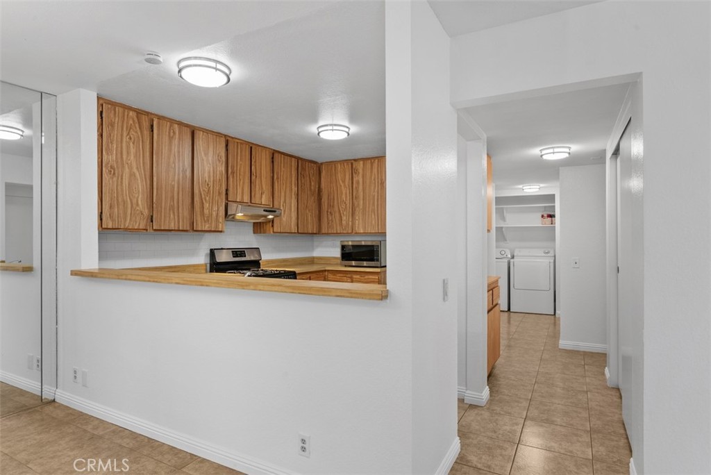 25652 Rimgate Drive 1C