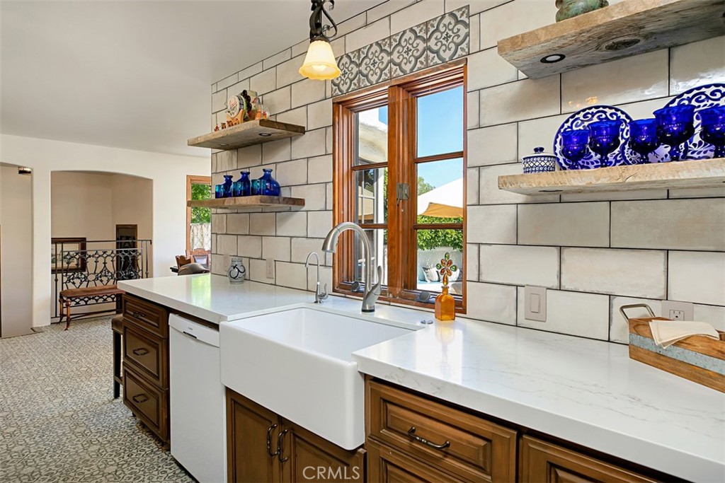 31462 El Camino Real