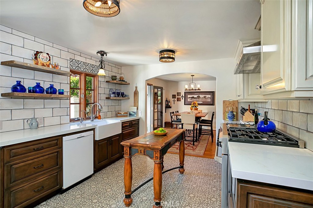 31462 El Camino Real