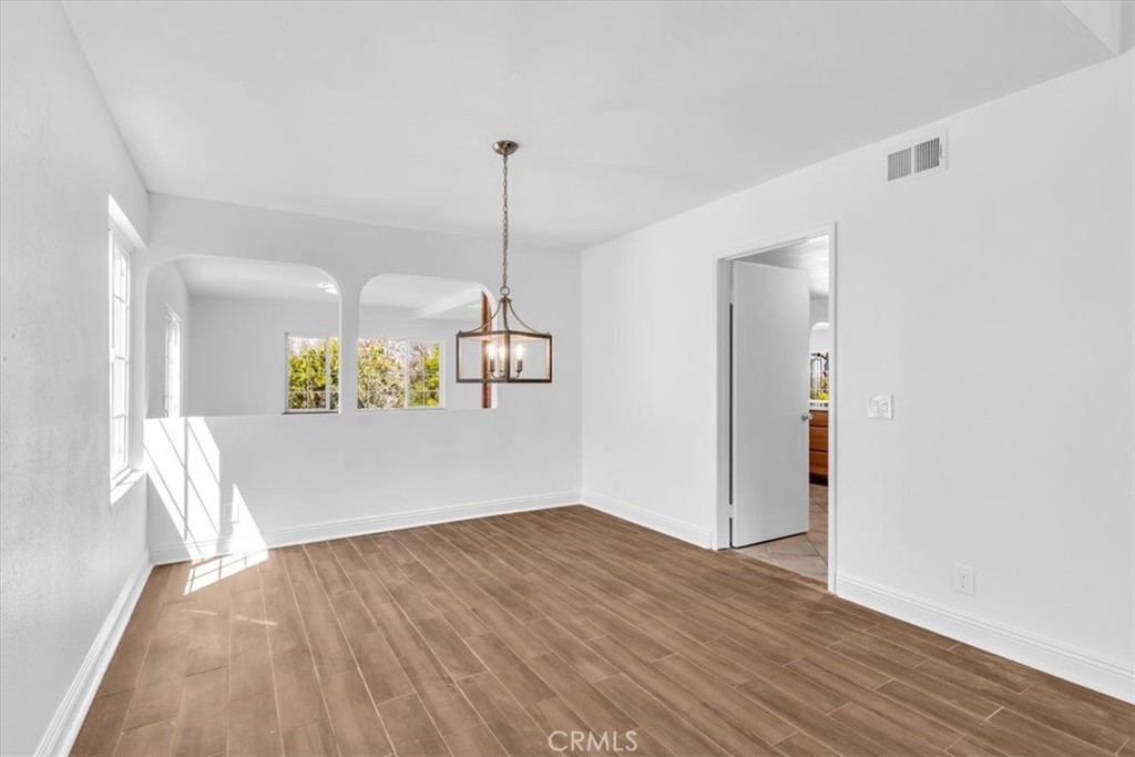 3315 Hawkwood