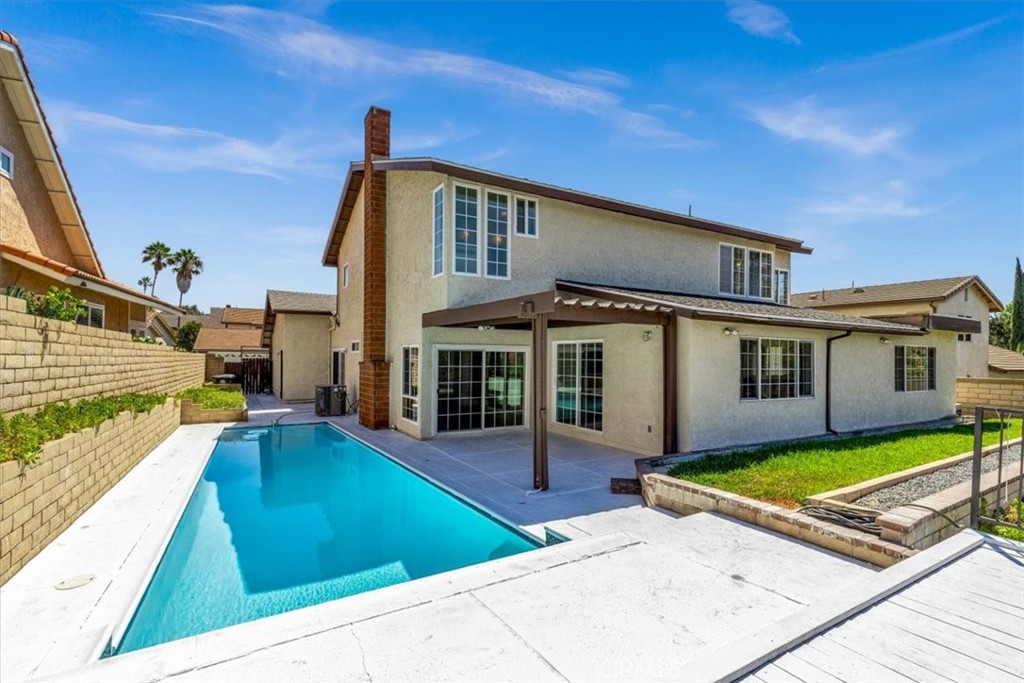 3315 Hawkwood