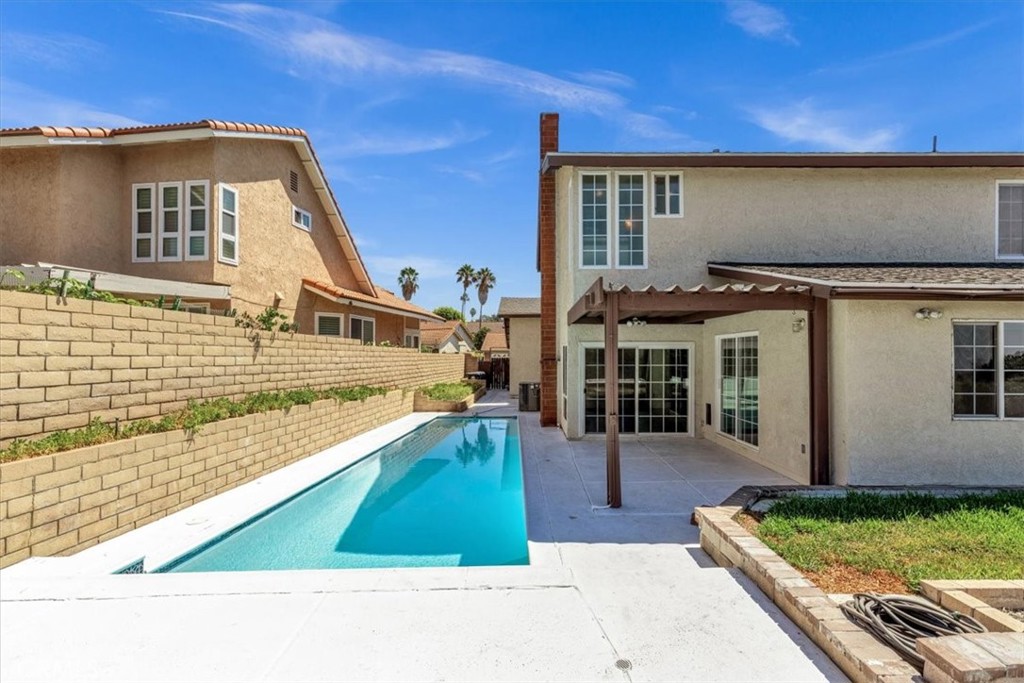 3315 Hawkwood