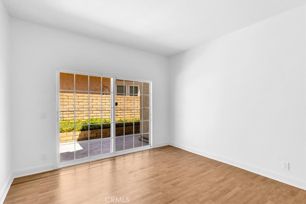 3315 Hawkwood