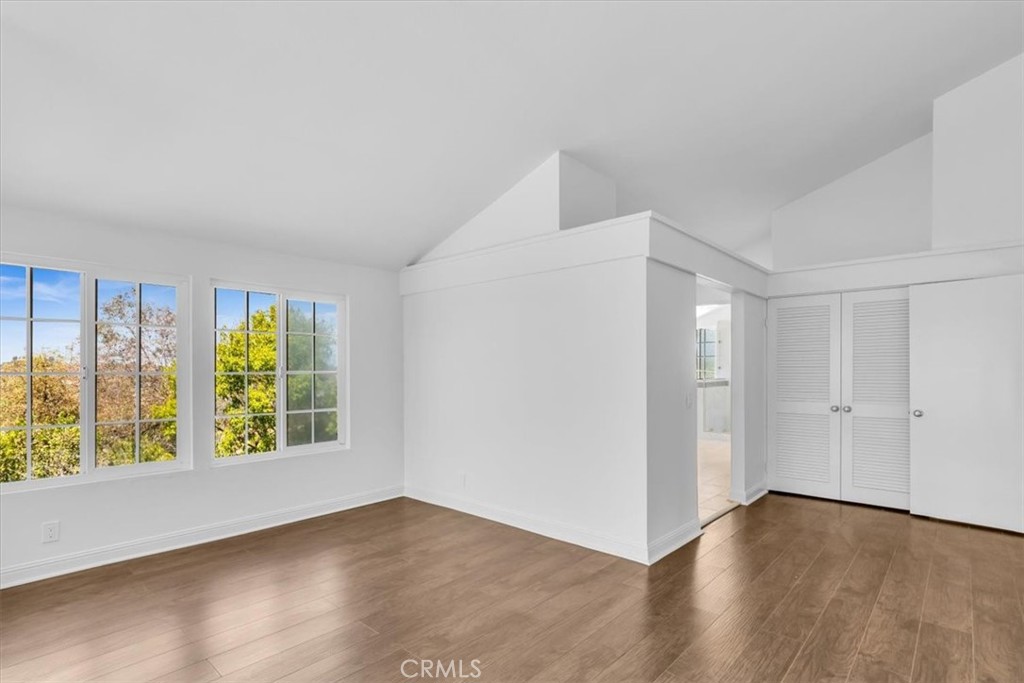 3315 Hawkwood