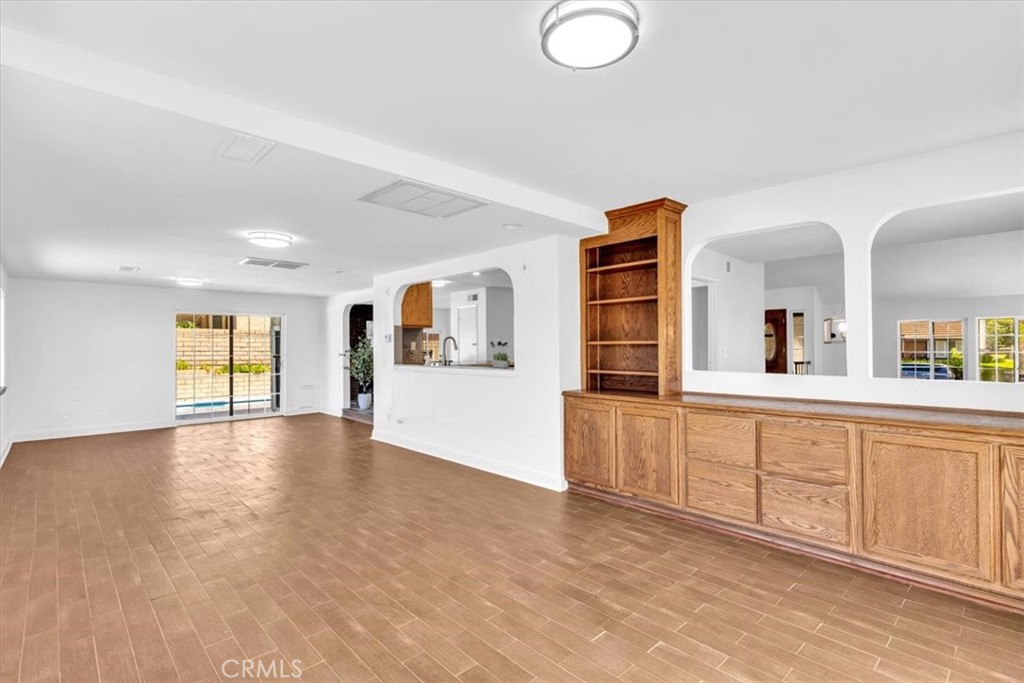 3315 Hawkwood