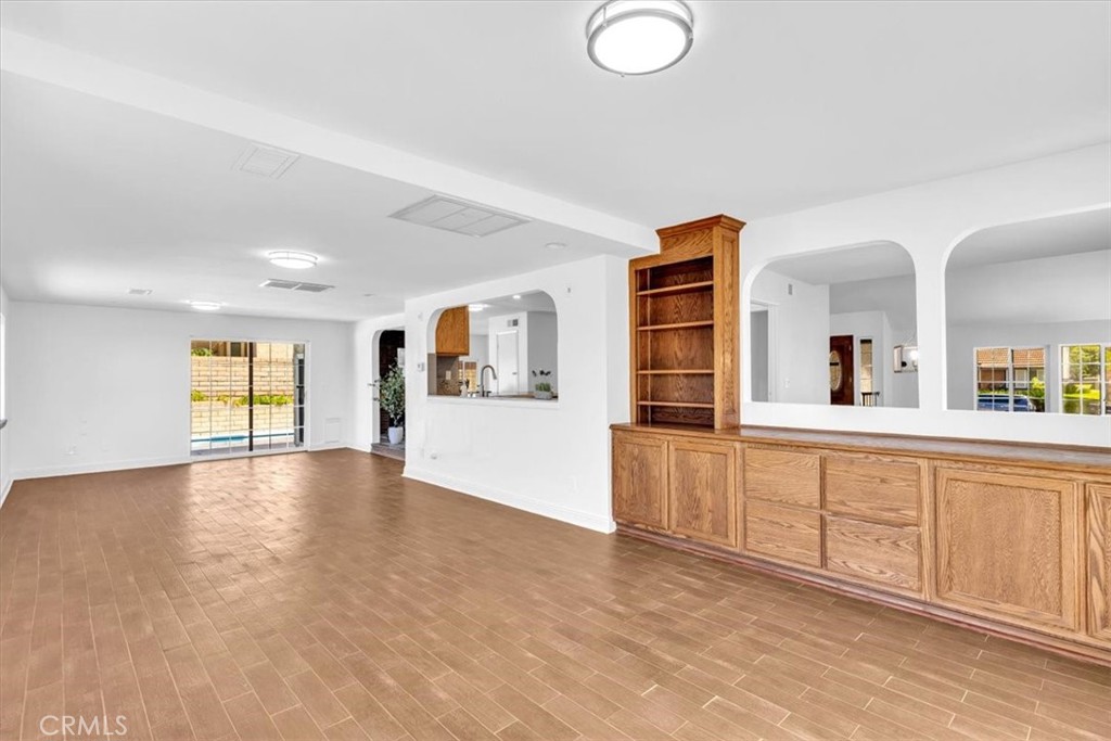 3315 Hawkwood