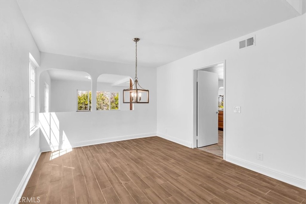 3315 Hawkwood