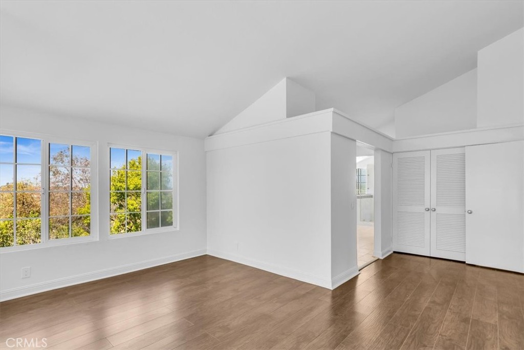 3315 Hawkwood