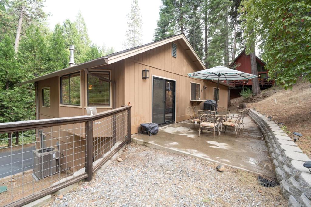 1265 Spring Valley Way