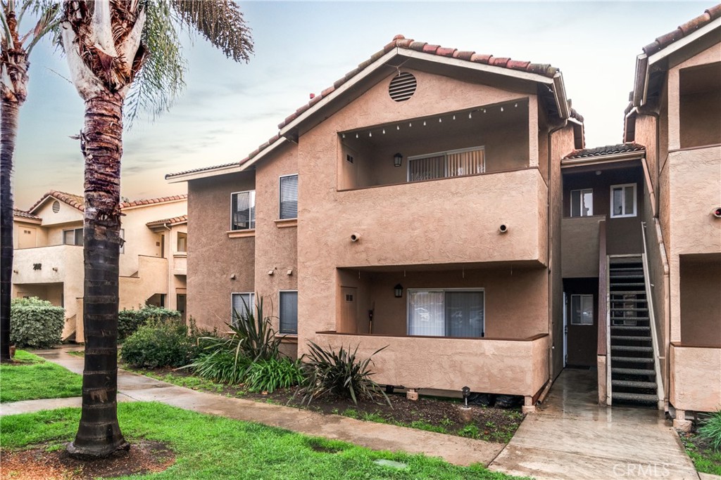 204 Woodland Parkway 217