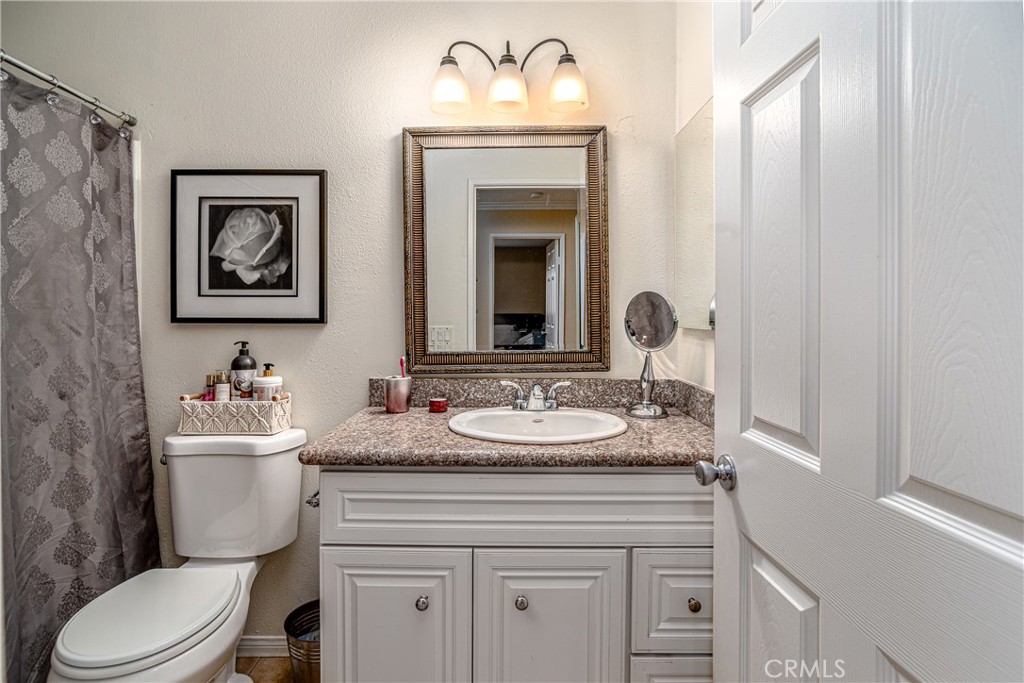 204 Woodland Parkway 217