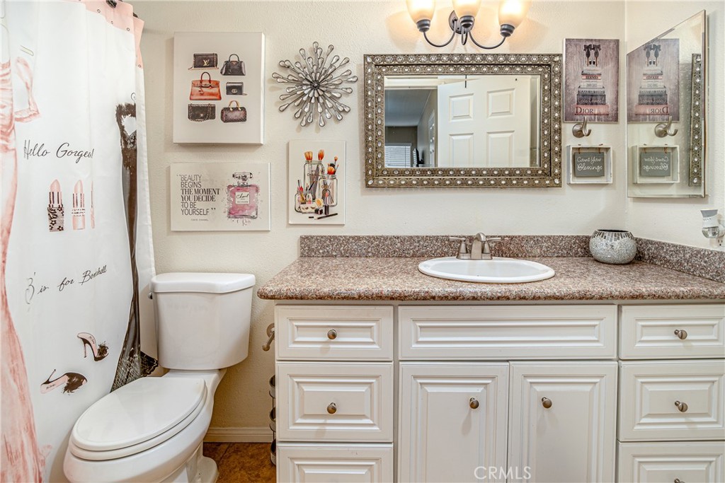 204 Woodland Parkway 217