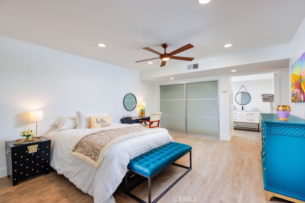 73700 Grapevine Street 6