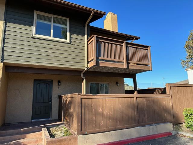 201 Westlake Drive # 4