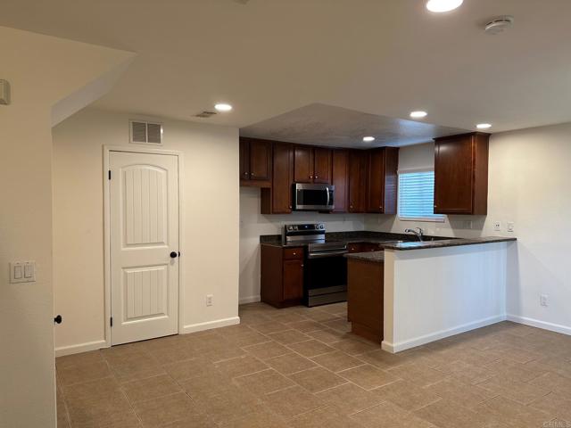 201 Westlake Drive # 4