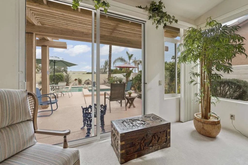 40900 Avenida Estrada