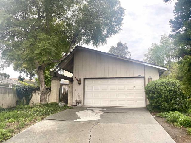 688 Coronado Cir