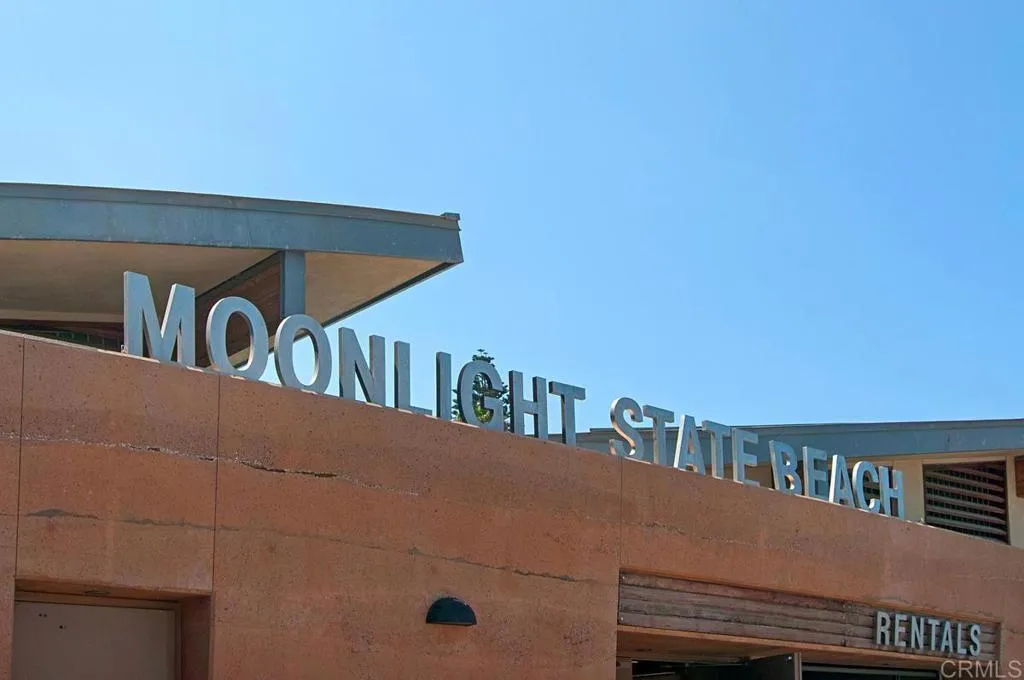 1549 N Vulcan SPC 74