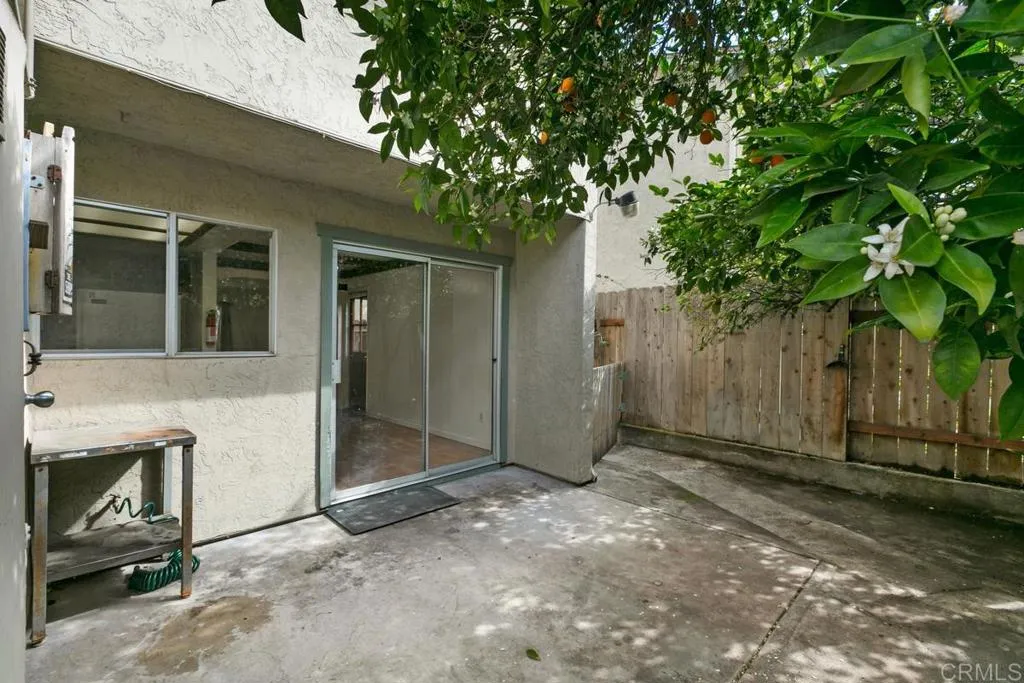 1123 Decker Street Unit: E