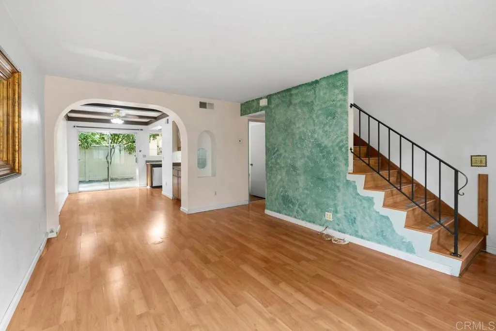 1123 Decker Street Unit: E