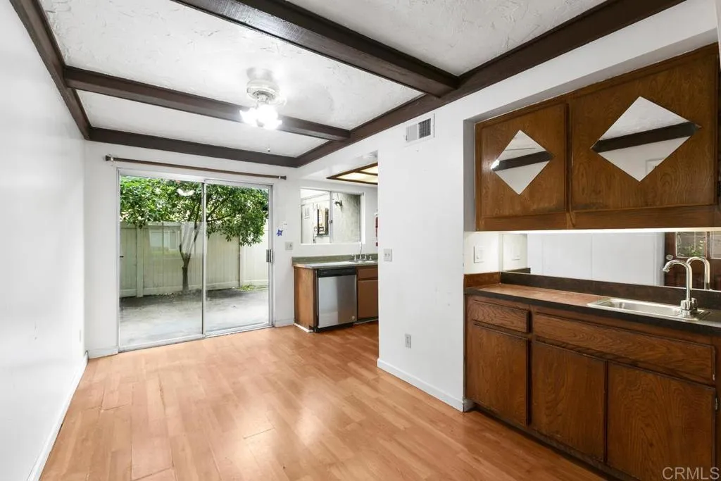 1123 Decker Street Unit: E